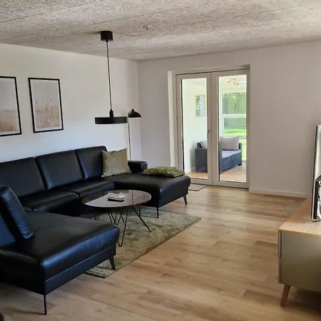 Charming Newly Renovated House In Skagen *