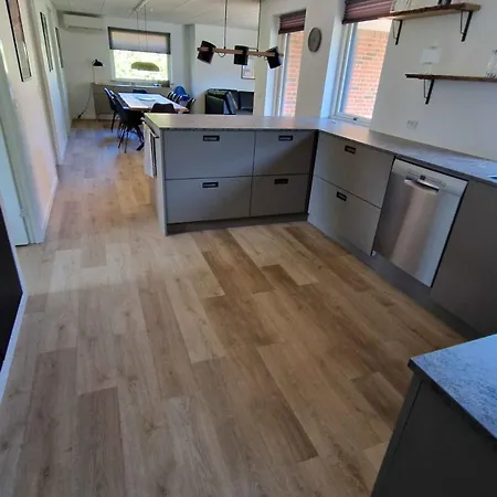 Charming Newly Renovated House In Skagen Hébergement de vacances *